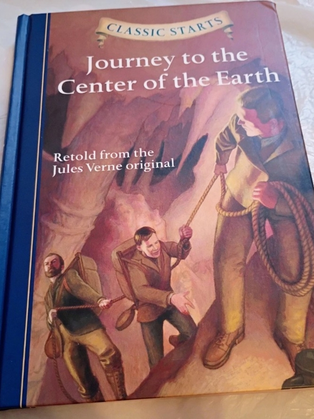 Journey to the Center of the Earth - Classic Starts Blue Hardcover
